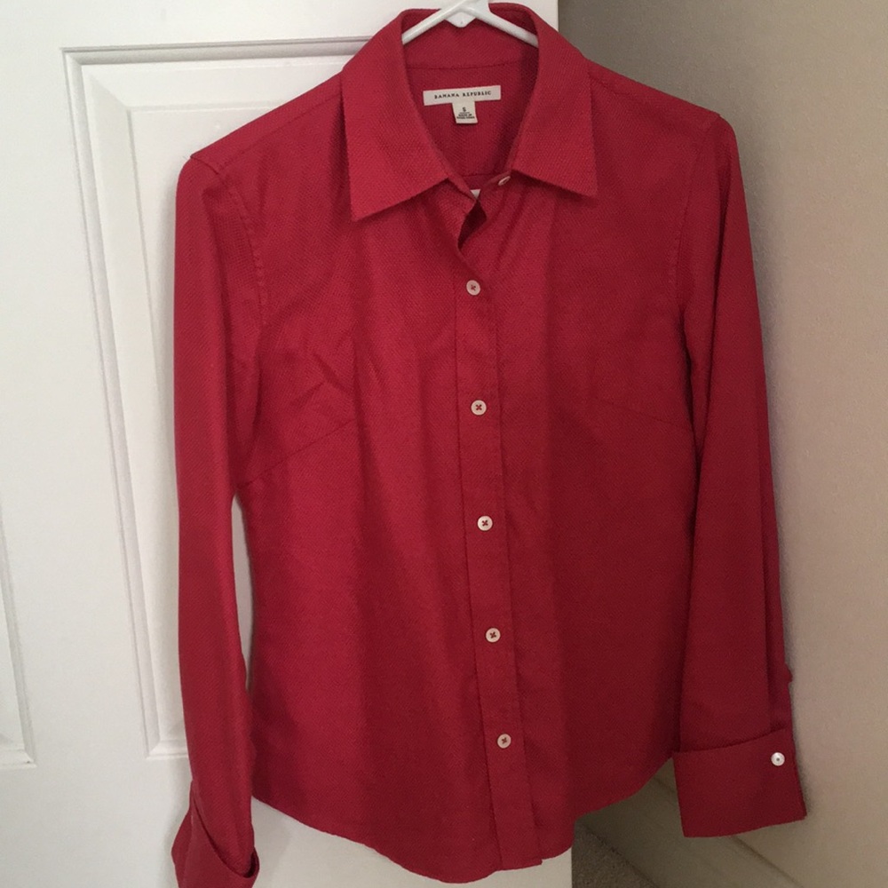 Banana Republic pink button top blouse no iron